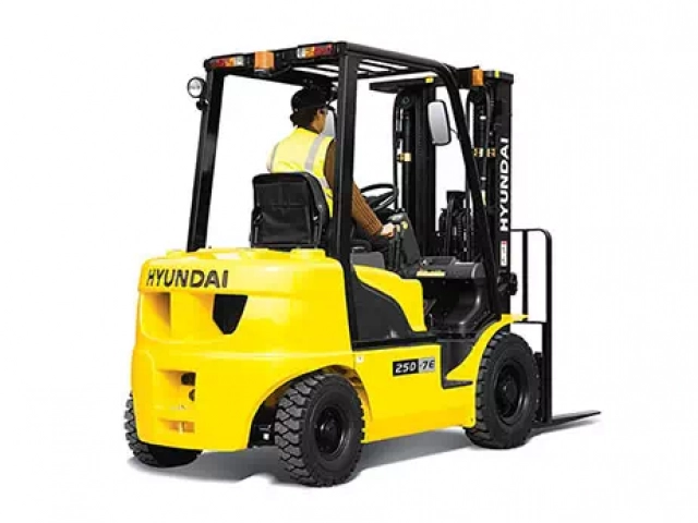 Дизельный вилочный погрузчик 2,5&nbsp;тонны Hyundai&nbsp;25D-7E (фото)