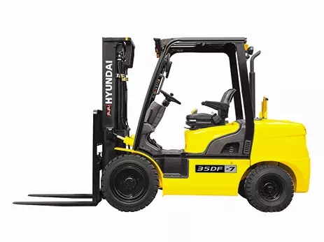 Дизельный вилочный погрузчик 3&nbsp;тонны Hyundai&nbsp;30DF-7 (фото)