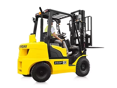 Дизельный вилочный погрузчик 3,5&nbsp;тонны Hyundai&nbsp;35DF-7 (фото)