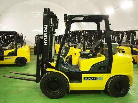 Дизельный вилочный погрузчик 3,3&nbsp;тонны Hyundai&nbsp;33DT-7 (фото)