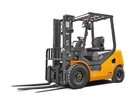 Дизельный вилочный погрузчик 2,5&nbsp;тонны UN&nbsp;FD25T-N (фото)
