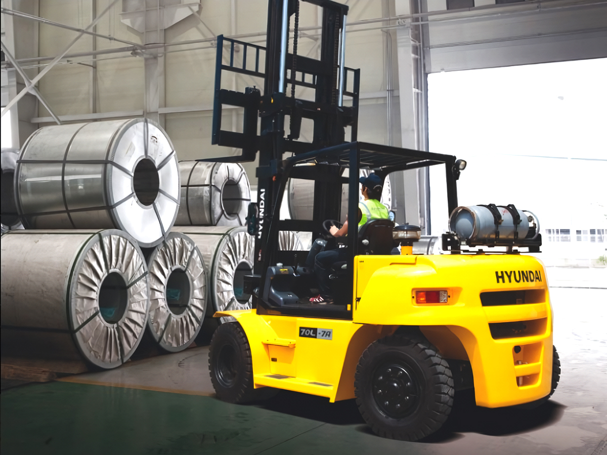 Фото №3: Вилочный погрузчик Hyundai 70L-7A с газовым двигателем г/п 7 тонн