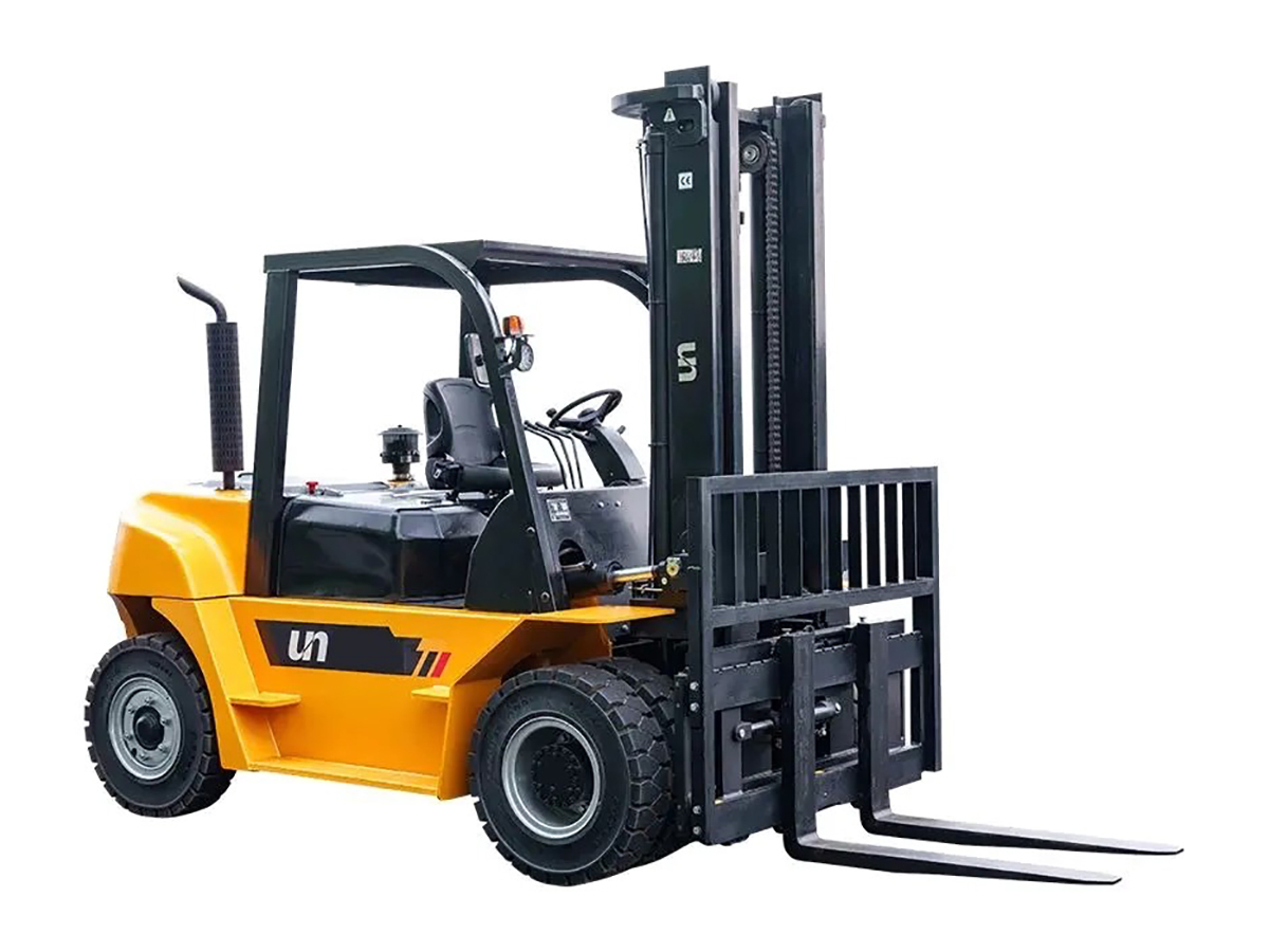 Фото №10: Дизельный вилочный погрузчик UN FD70T-N г/п 7 тонн