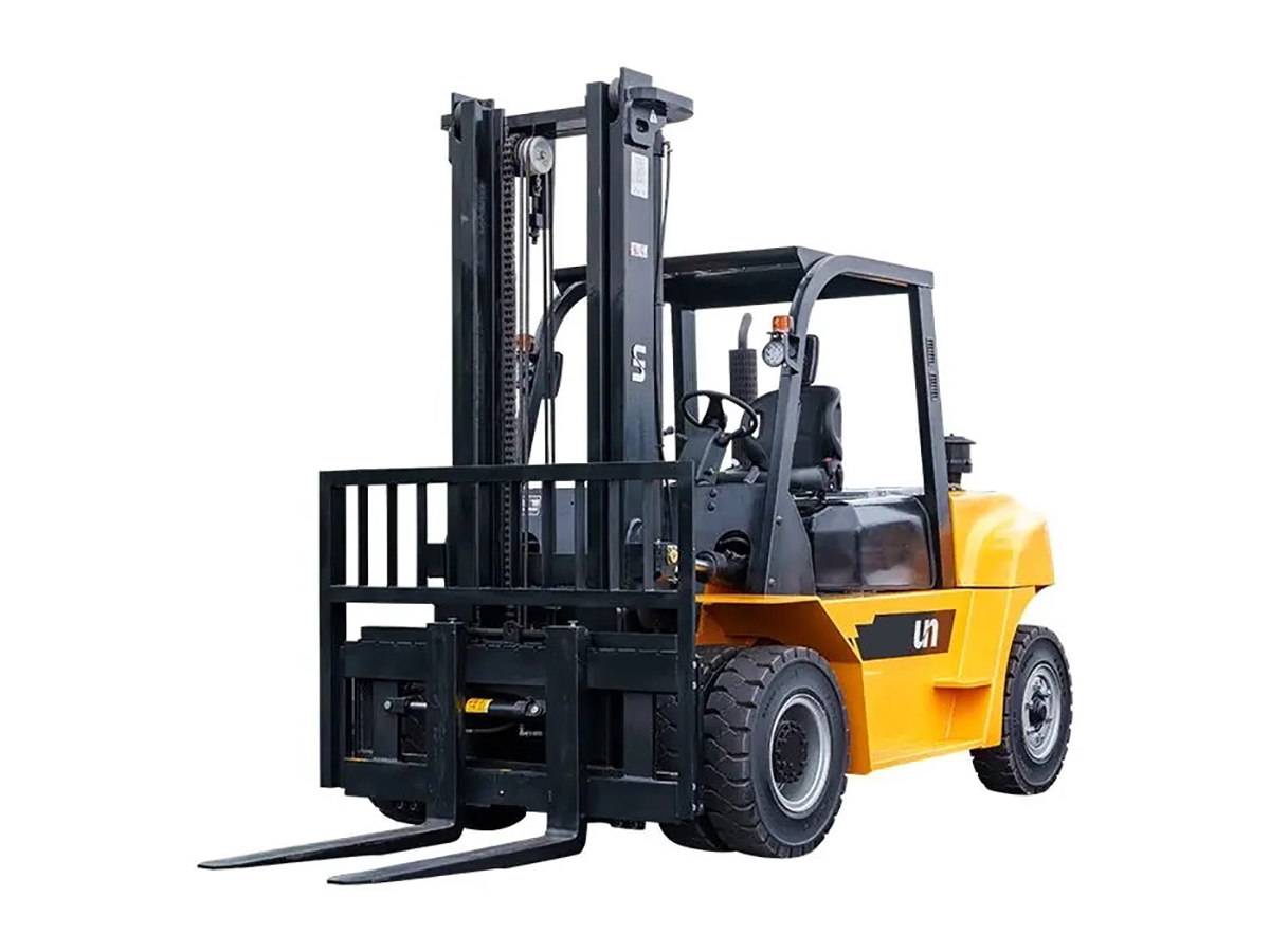 Фото №12: Дизельный вилочный погрузчик UN FD70T-N г/п 7 тонн