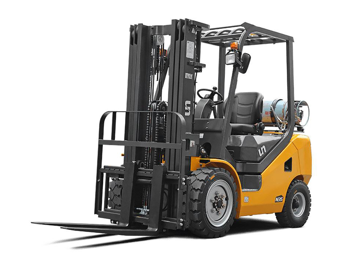 Фото №1: Газ-бензиновый вилочный погрузчик UN Forklift FGL30T-N