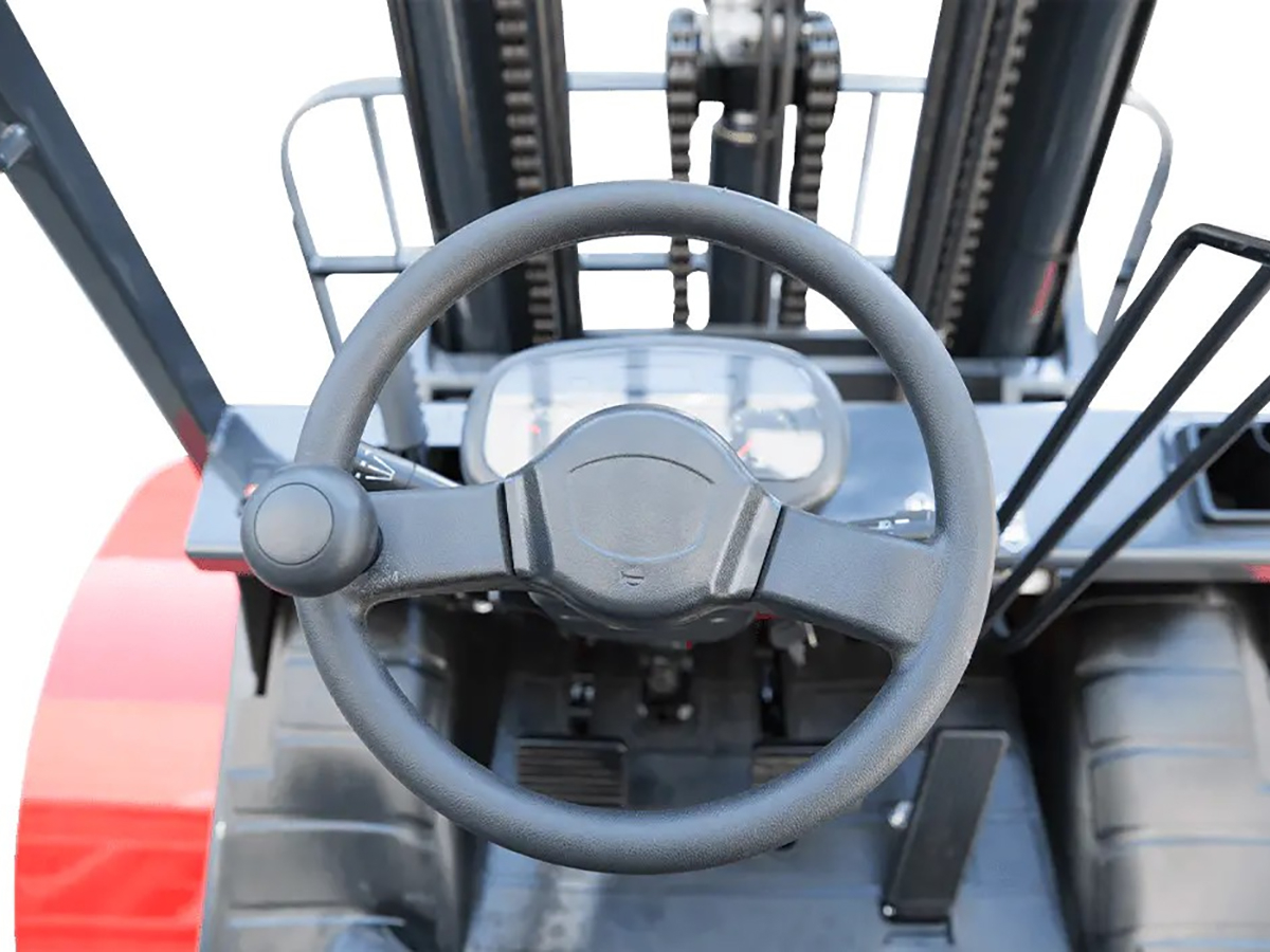 Фото №10: Дизельный вилочный погрузчик UN FD35T-C г/п 3,5 тонны