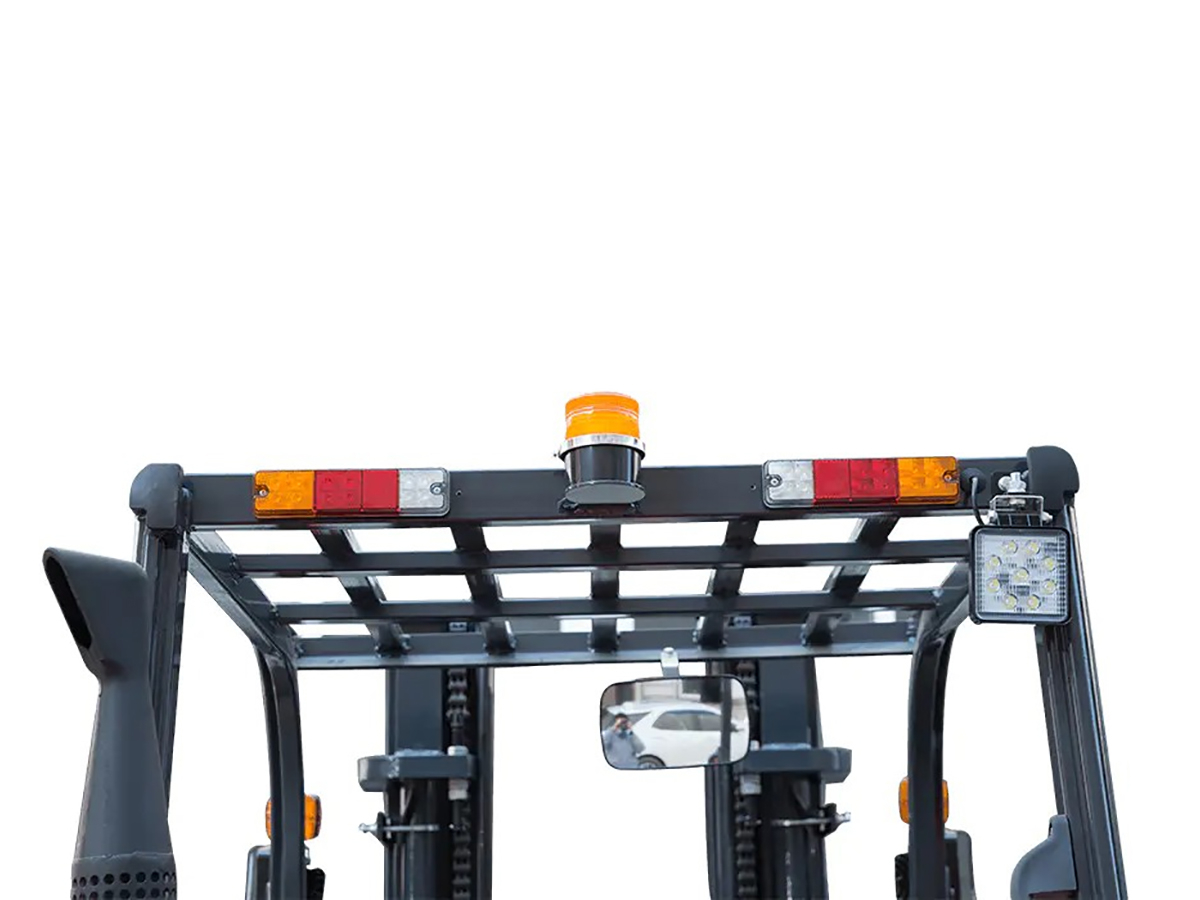 Фото №18: Дизельный вилочный погрузчик UN FD35T-C г/п 3,5 тонны