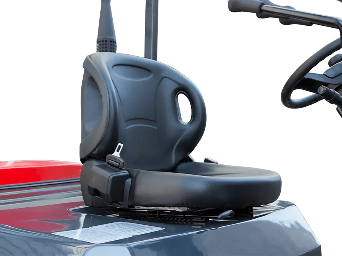 Фото №16: Дизельный вилочный погрузчик UN FD25T-C г/п 2,5 тонны