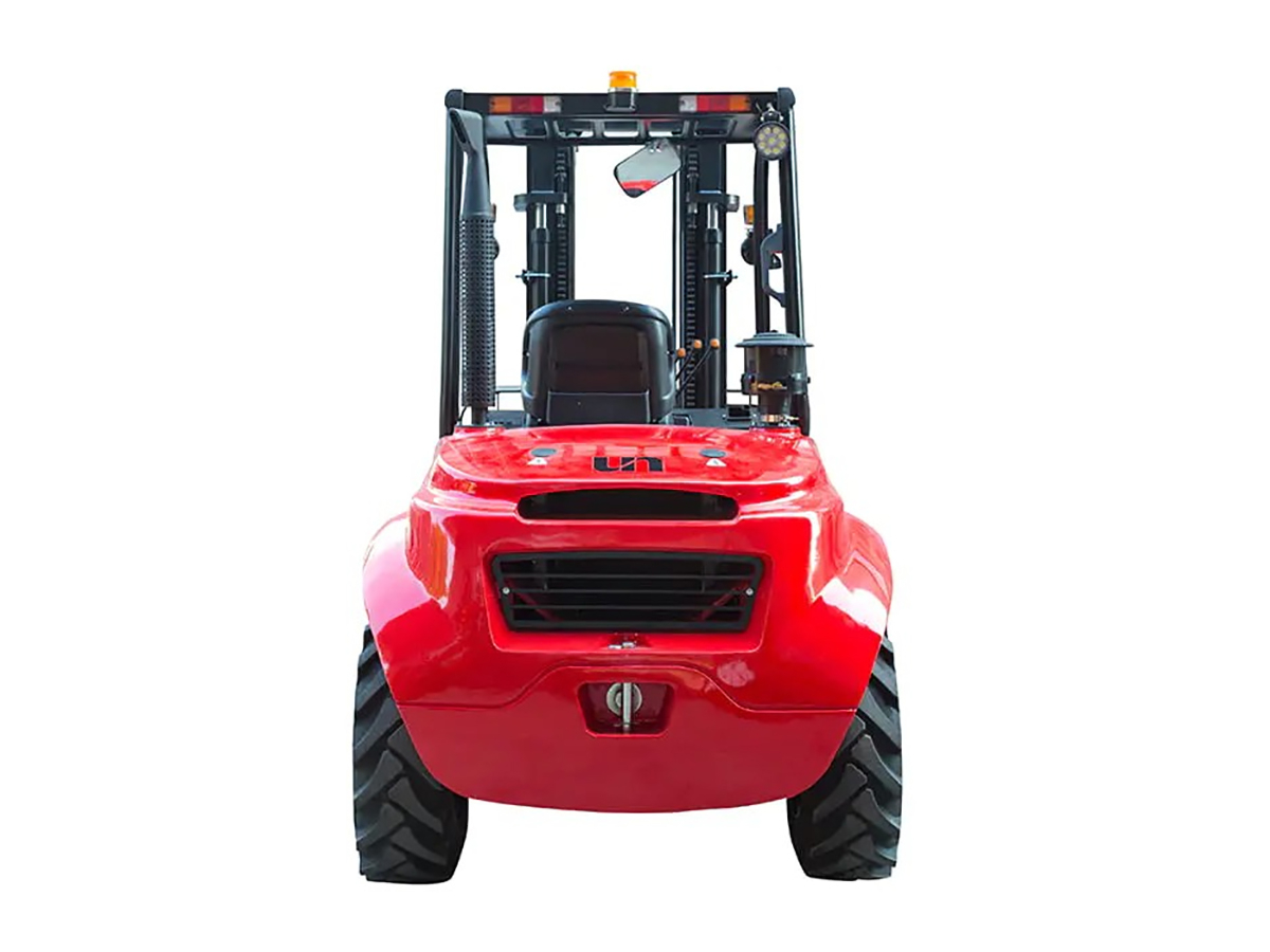 Фото №4: Дизельный вилочный погрузчик UN FD25T-D г/п 2,5 тонны