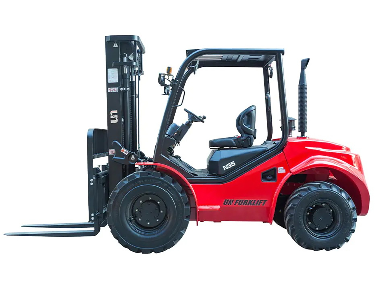 Фото №6: Дизельный вилочный погрузчик UN FD25T-D г/п 2,5 тонны