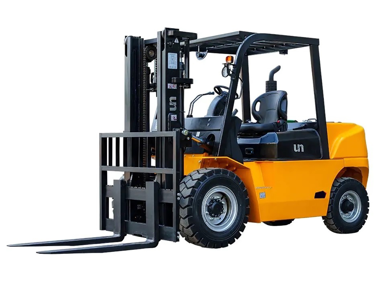 Фото №2: Дизельный вилочный погрузчик UN FD45T-N г/п 4,5 тонны