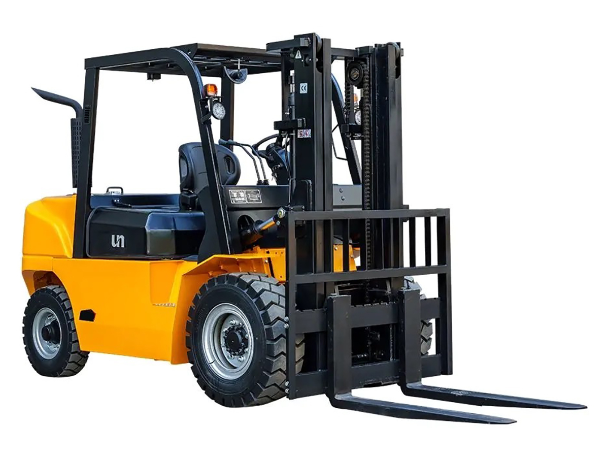 Фото №10: Дизельный вилочный погрузчик UN FD45T-N г/п 4,5 тонны