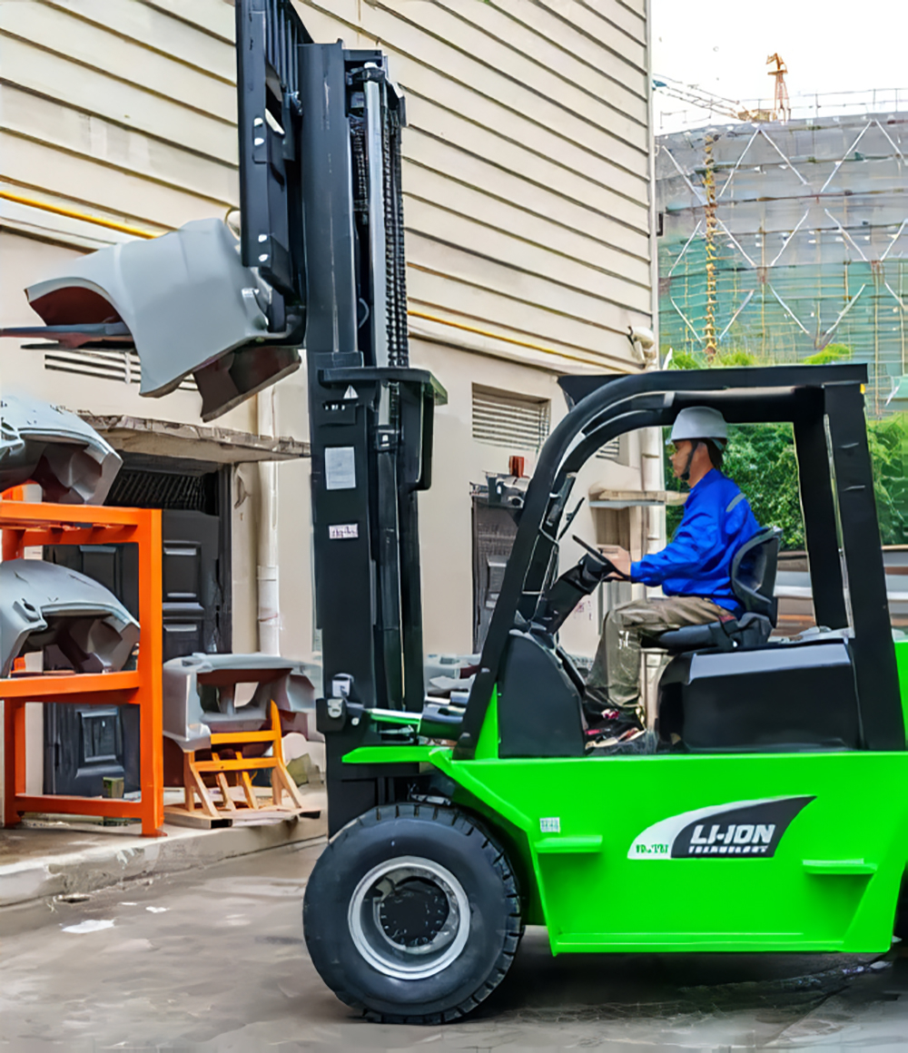 Фото №10: Электрический вилочный погрузчик UN FB70-YNLZ8 г/п 7 тонн