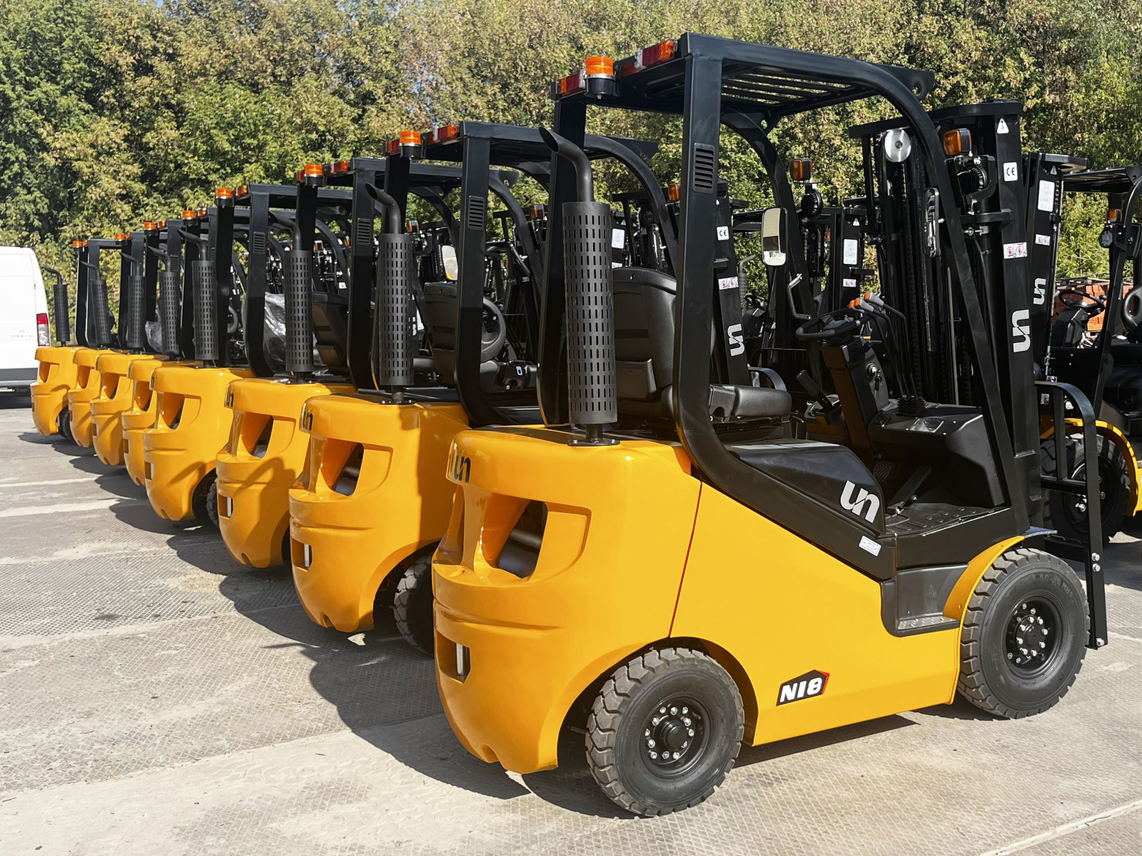 Фото №5: Дизельный вилочный погрузчик UN FD18T-N г/п 1,8 тонны