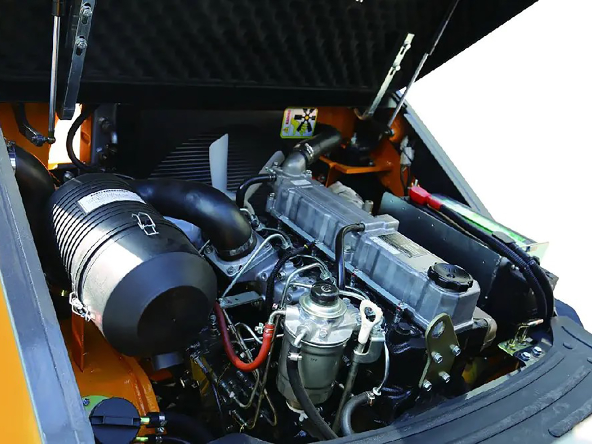 Фото №7: Дизельный вилочный погрузчик UN FD18T-N г/п 1,8 тонны